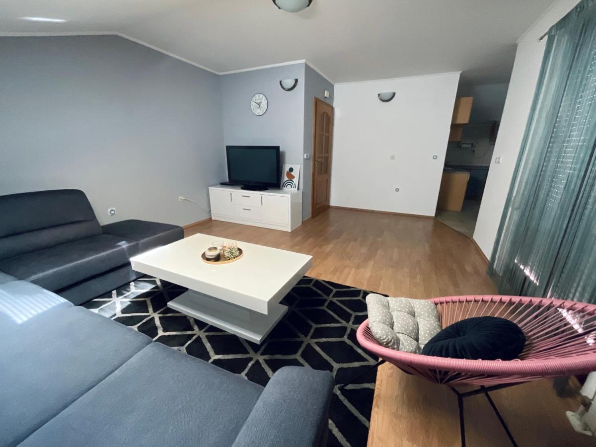 Apartment Camellia Любушки Экстерьер фото